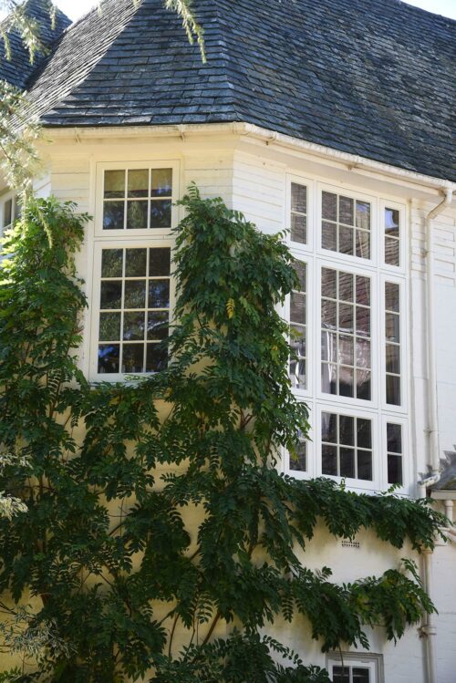 Timber-Flush-casement-windows-finished-in-White