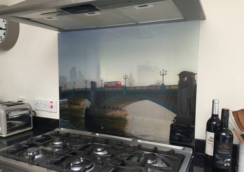 Digital printed glass splash back